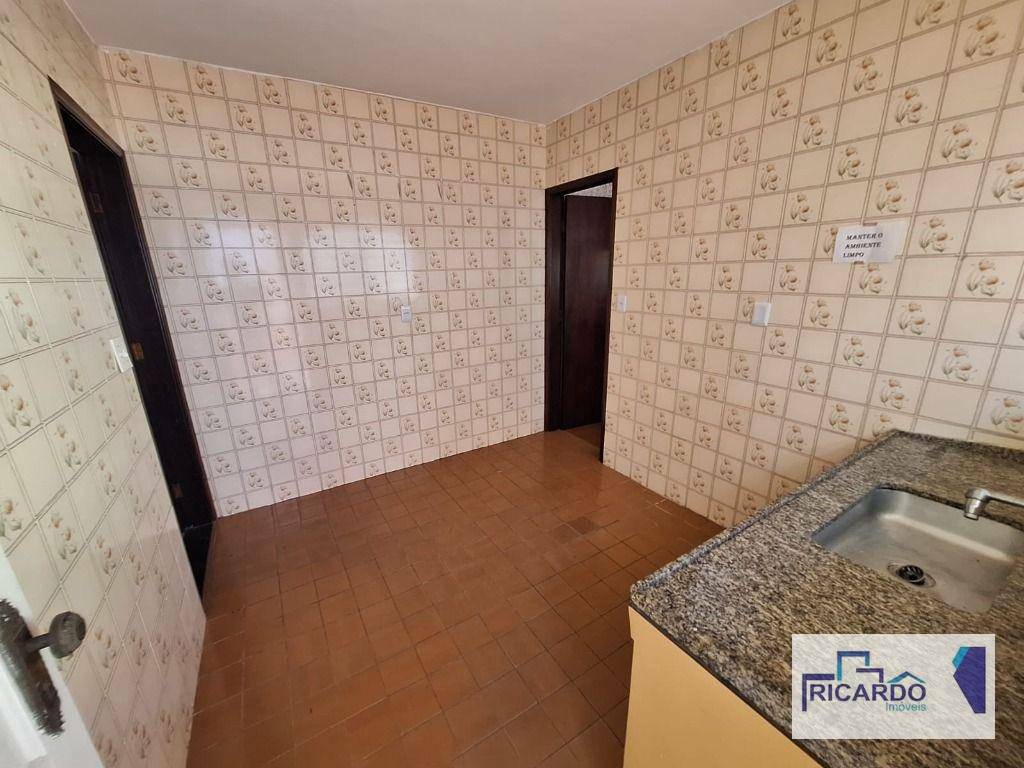 Sobrado à venda com 3 quartos, 190m² - Foto 25