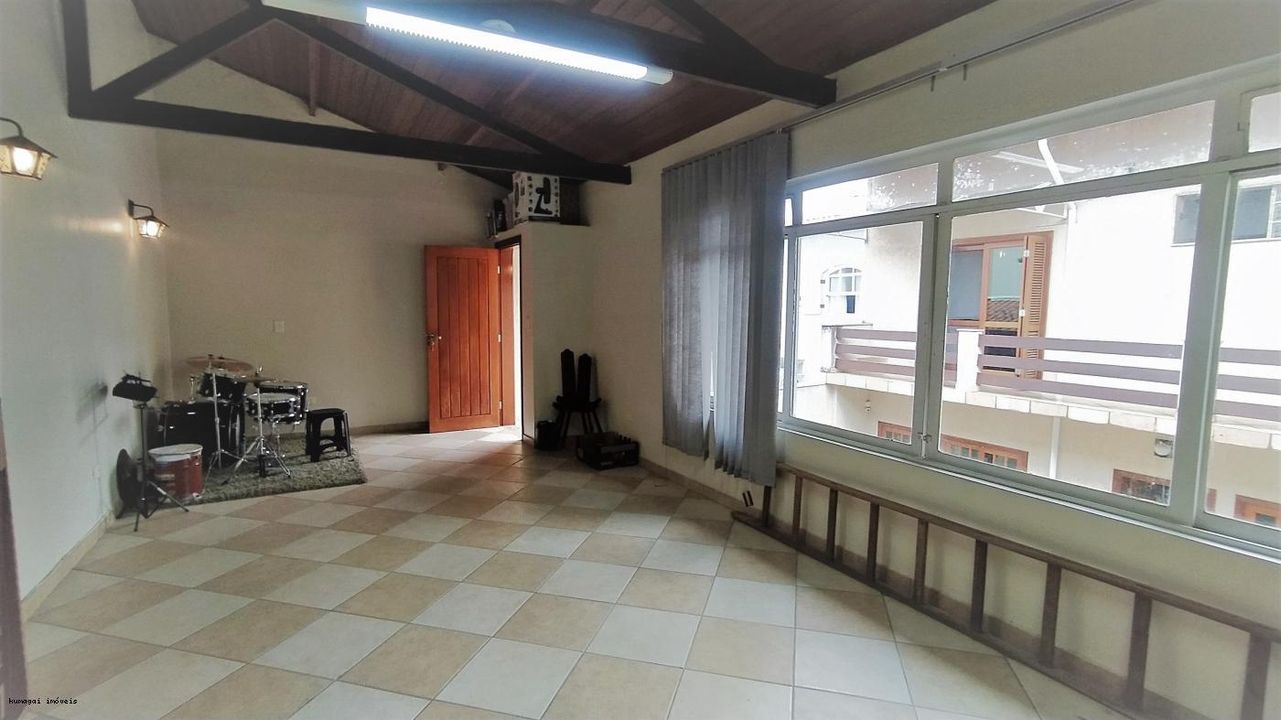 Sobrado à venda com 4 quartos, 340m² - Foto 28