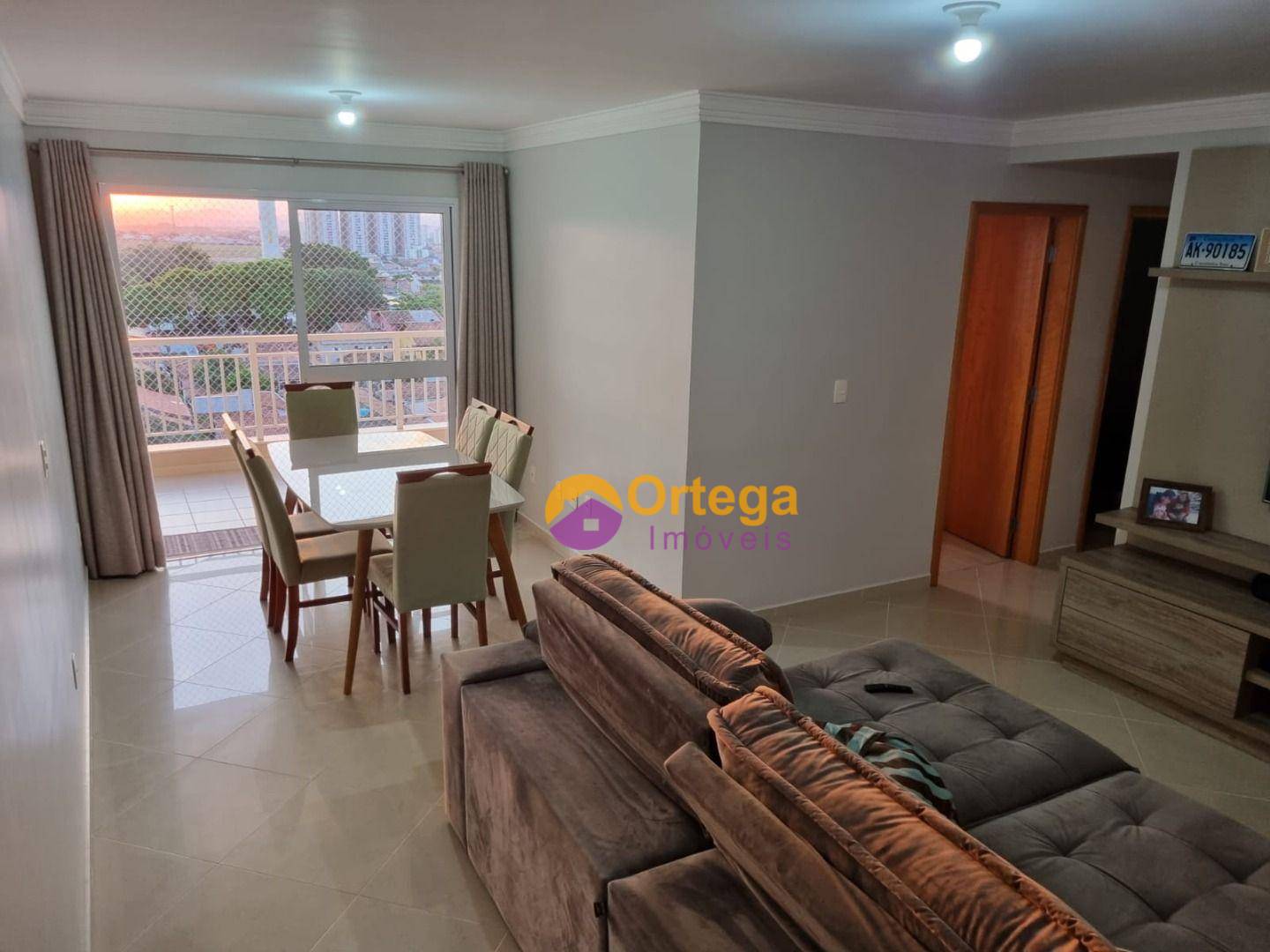 Apartamento à venda com 3 quartos, 95m² - Foto 13