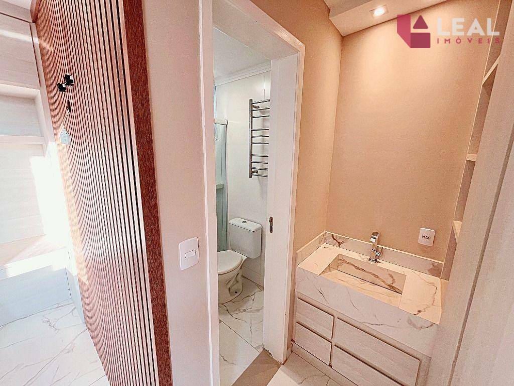 Apartamento para alugar com 2 quartos, 57m² - Foto 22