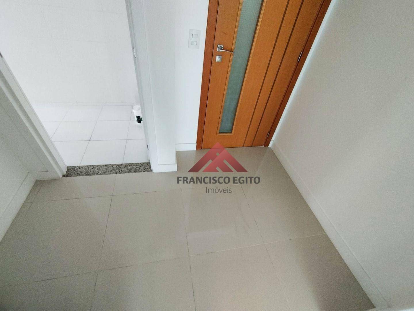 Apartamento à venda com 3 quartos, 103m² - Foto 6