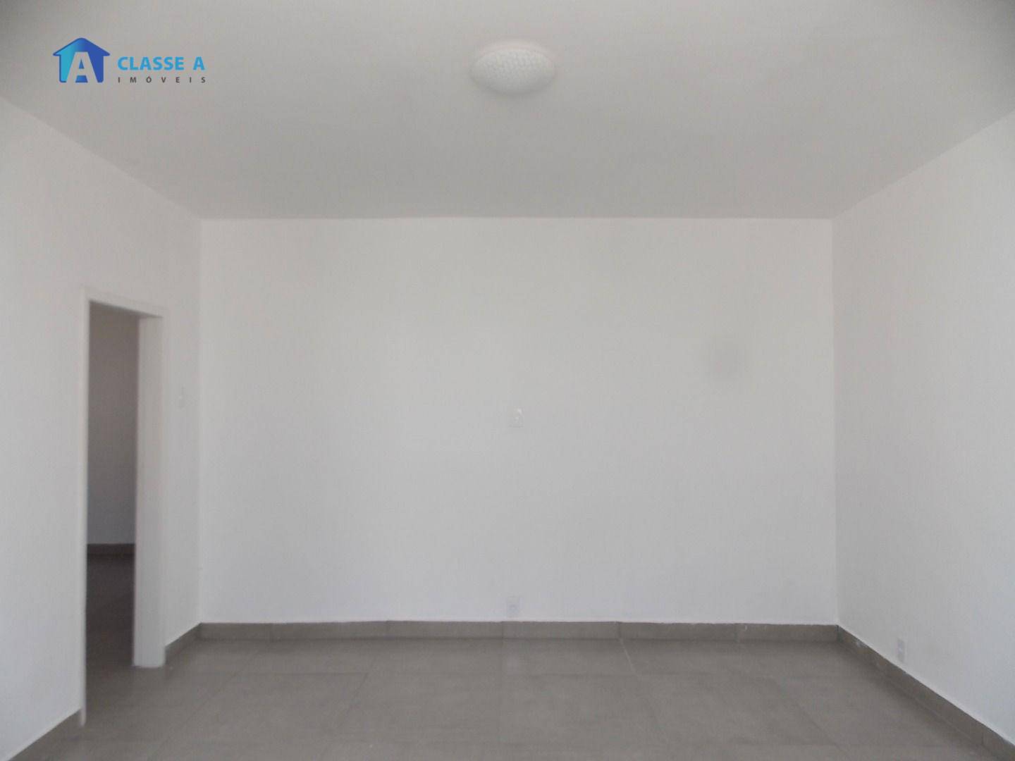 Casa à venda com 4 quartos, 160m² - Foto 11