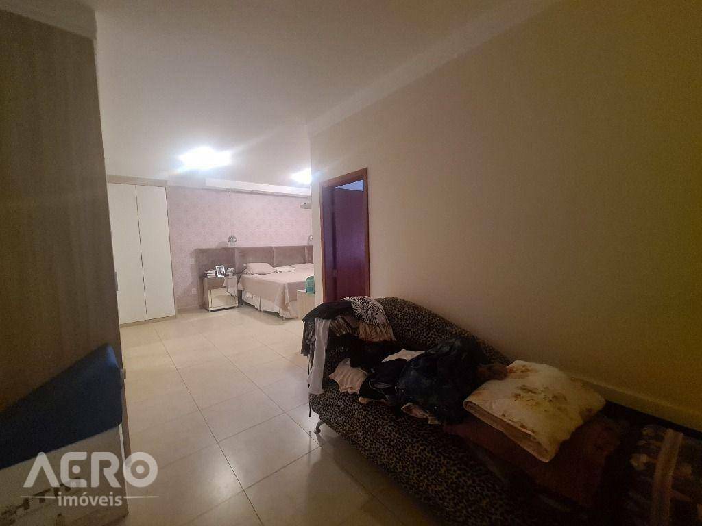 Casa de Condomínio à venda com 3 quartos, 220m² - Foto 32