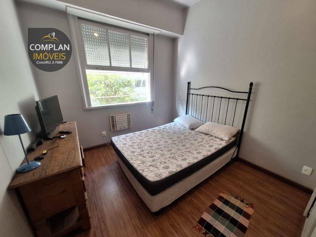 Apartamento à venda com 1 quarto, 43m² - Foto 12