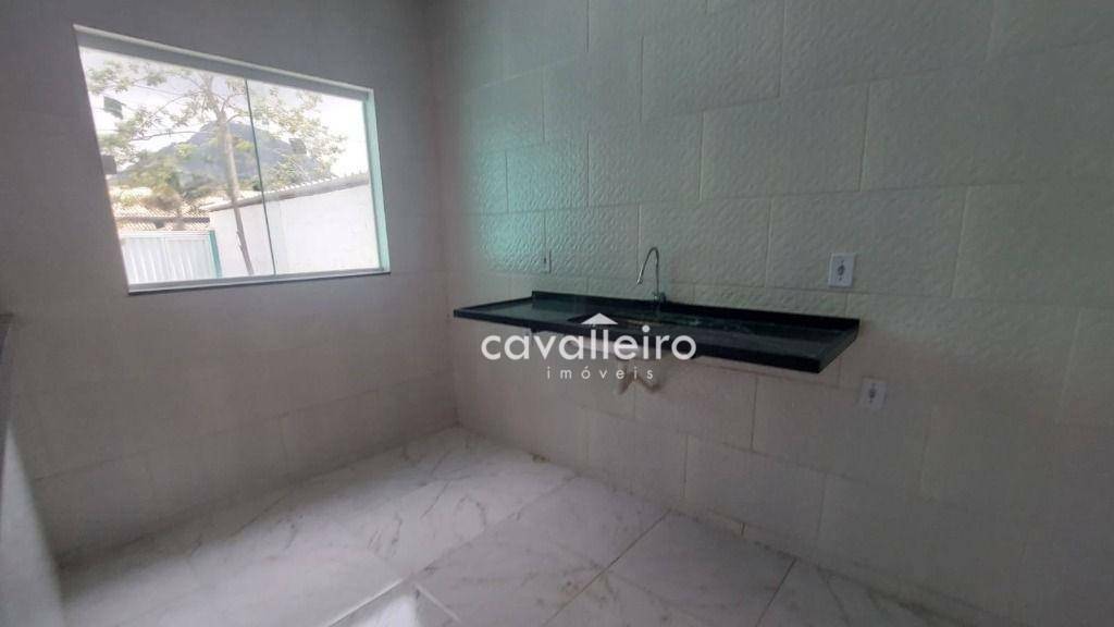 Casa à venda com 2 quartos, 69m² - Foto 5