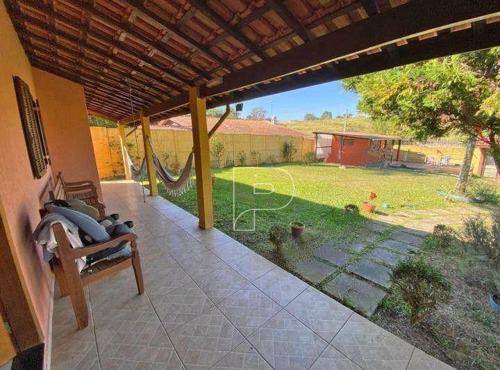 Casa de Condomínio à venda com 4 quartos, 211m² - Foto 4