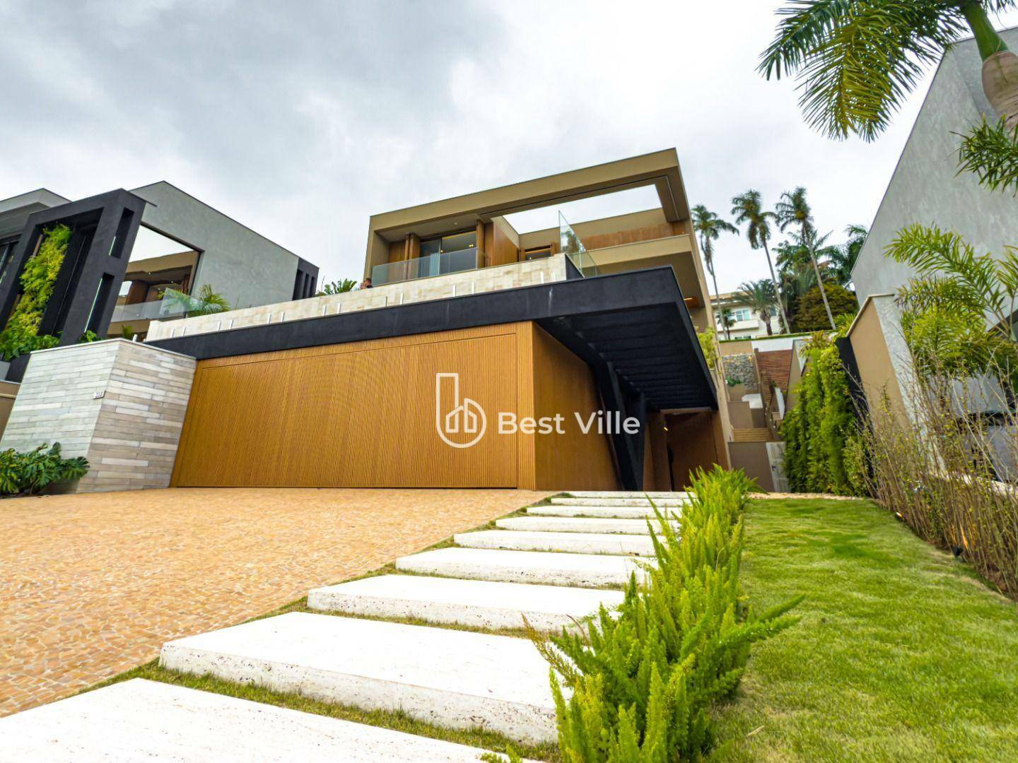 Casa de Condomínio à venda com 5 quartos, 1100m² - Foto 2