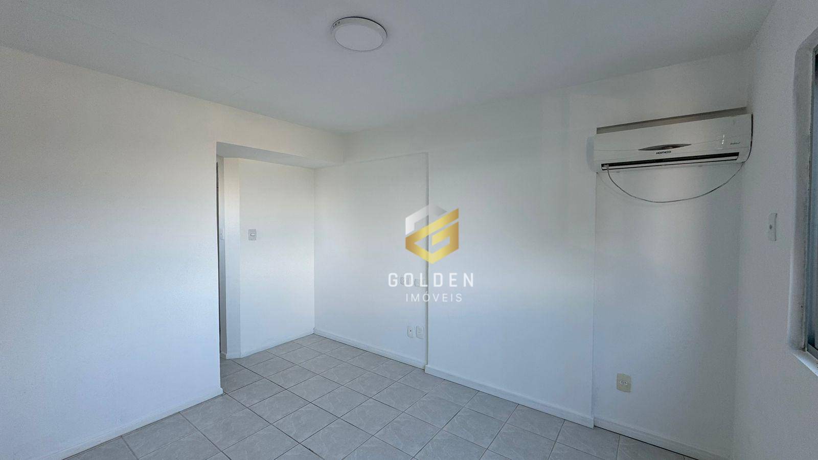 Apartamento à venda com 3 quartos, 155m² - Foto 3