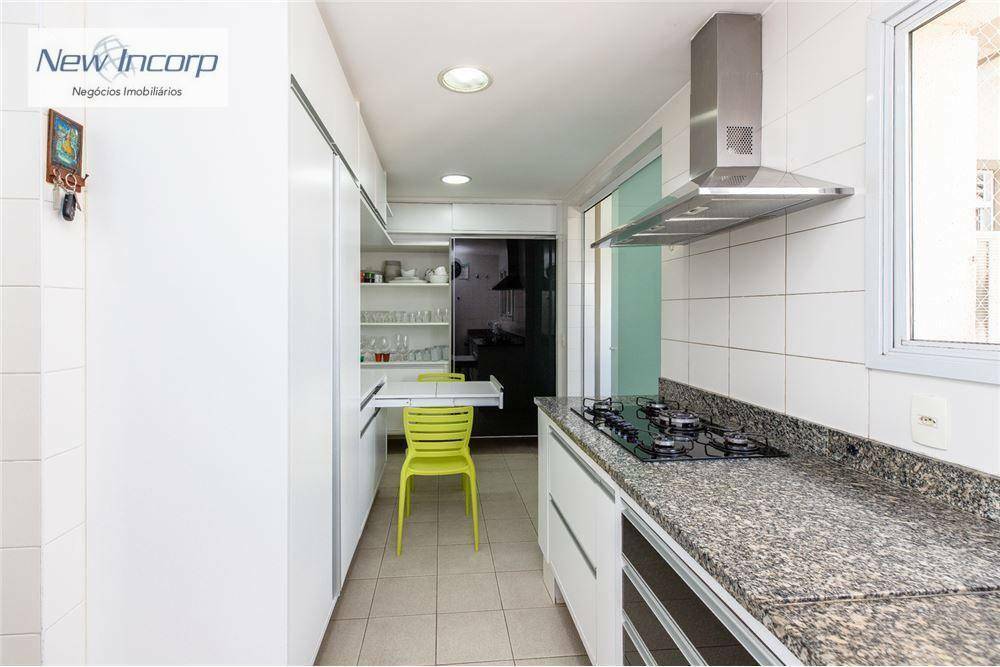 Apartamento à venda com 3 quartos, 154m² - Foto 22