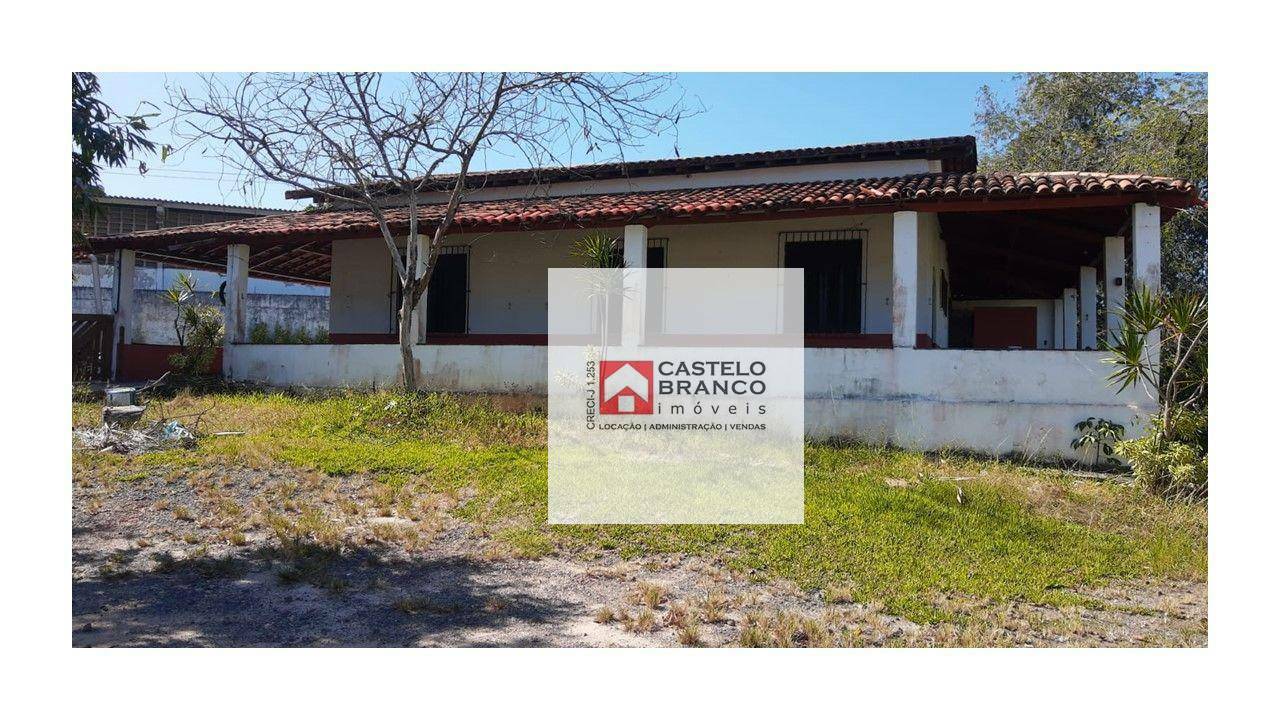 Casa à venda e aluguel com 3 quartos, 1000m² - Foto 2