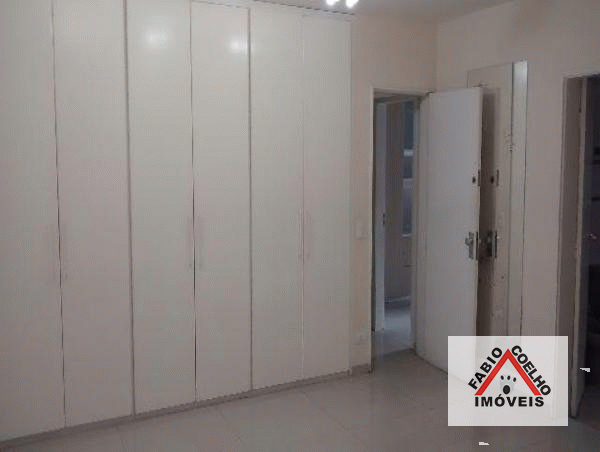 Apartamento à venda com 4 quartos, 212m² - Foto 2