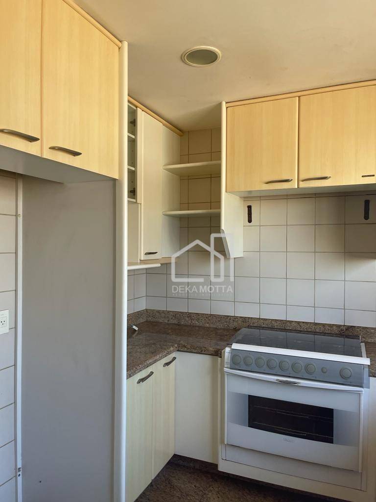 Apartamento à venda com 4 quartos, 208m² - Foto 8