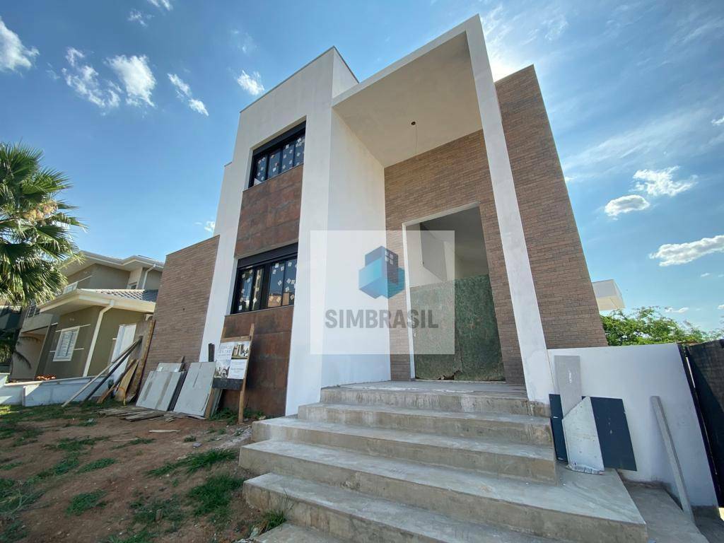 Casa à venda com 4 quartos, 587m² - Foto 2