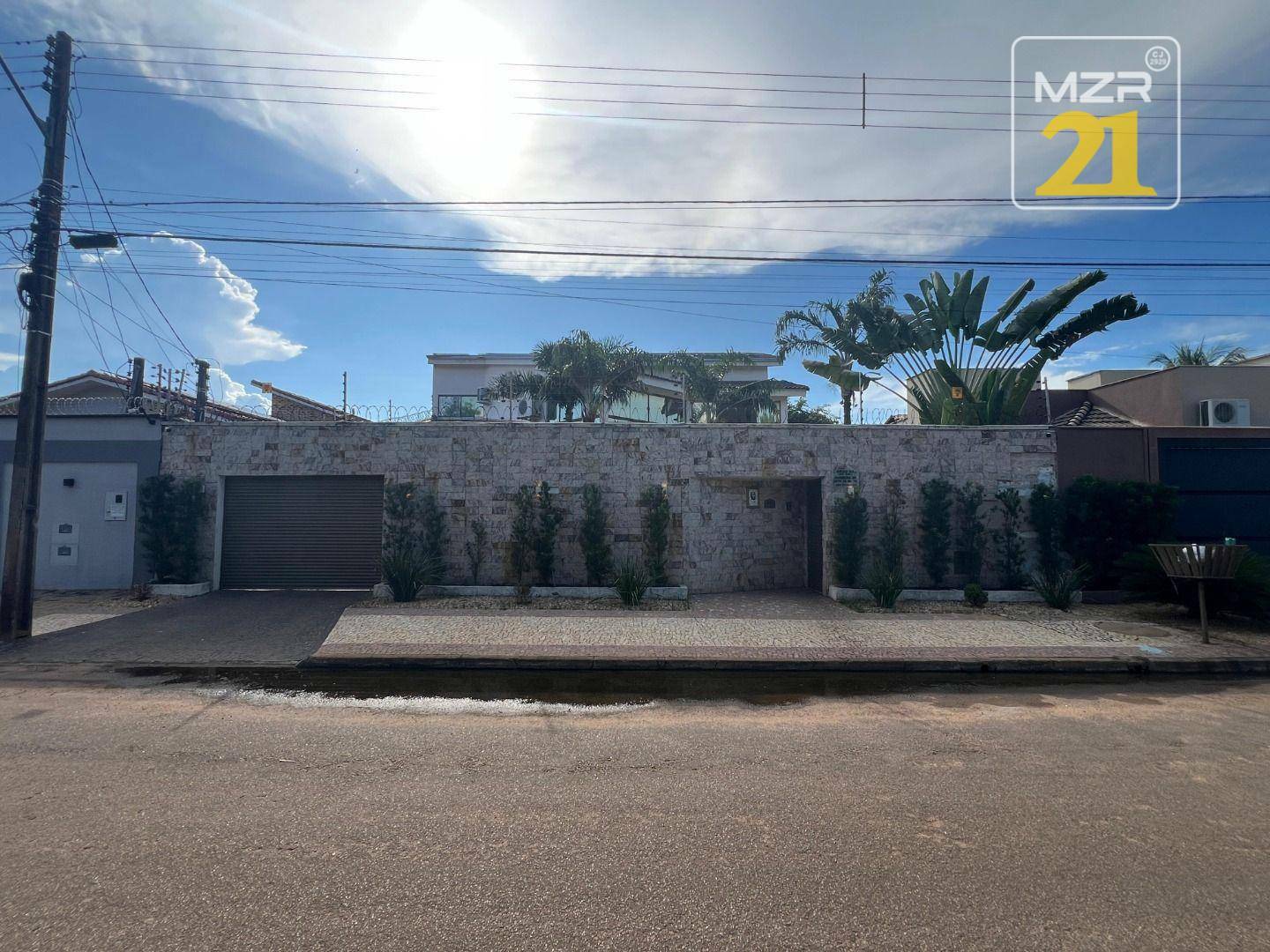 Sobrado à venda com 3 quartos, 330m² - Foto 2