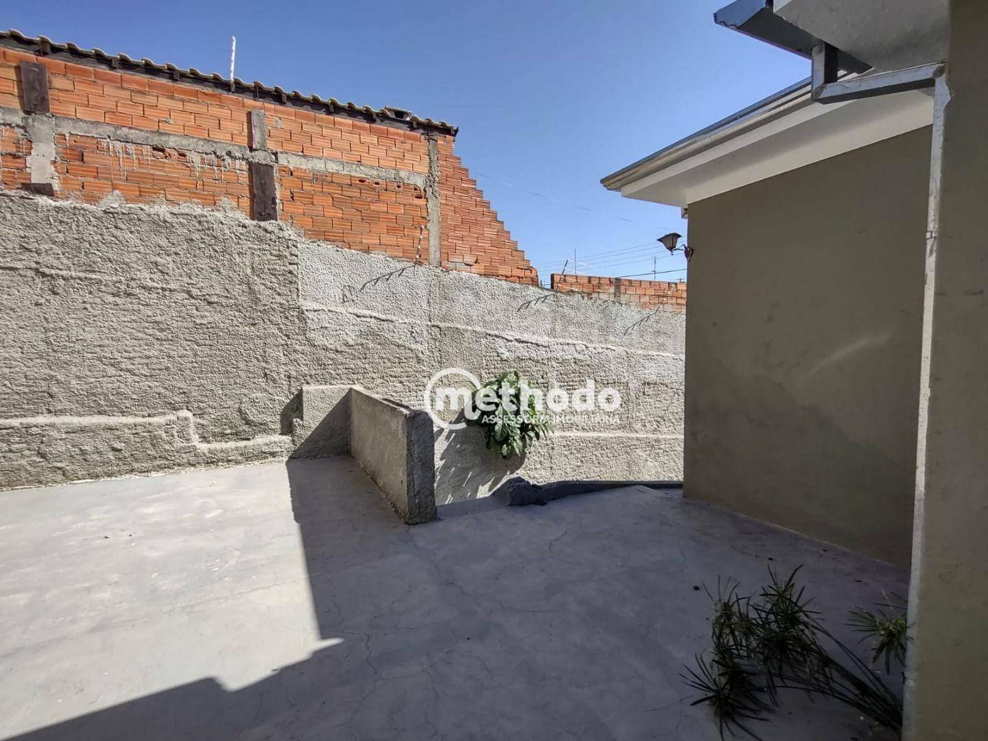 Casa à venda e aluguel com 3 quartos, 140m² - Foto 14