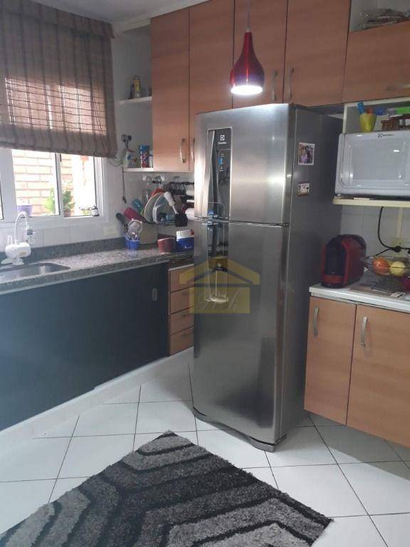 Sobrado à venda com 2 quartos, 121m² - Foto 3