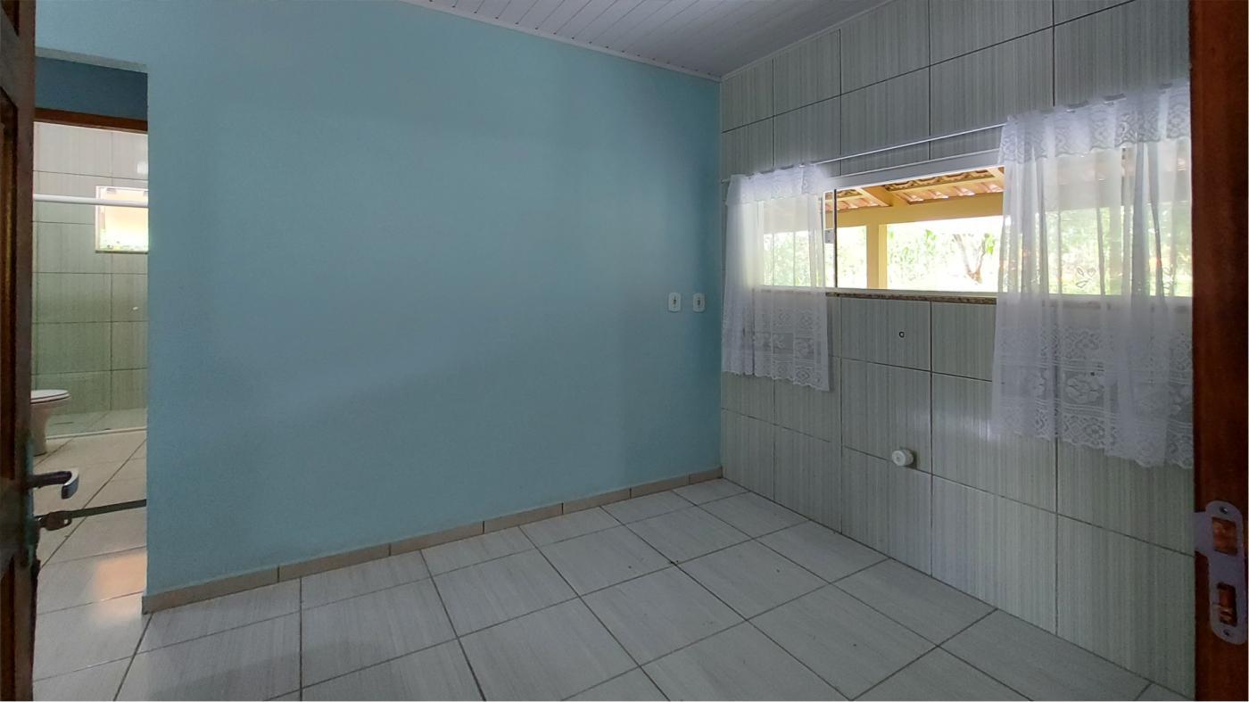Sítio à venda com 2 quartos, 37800m² - Foto 11