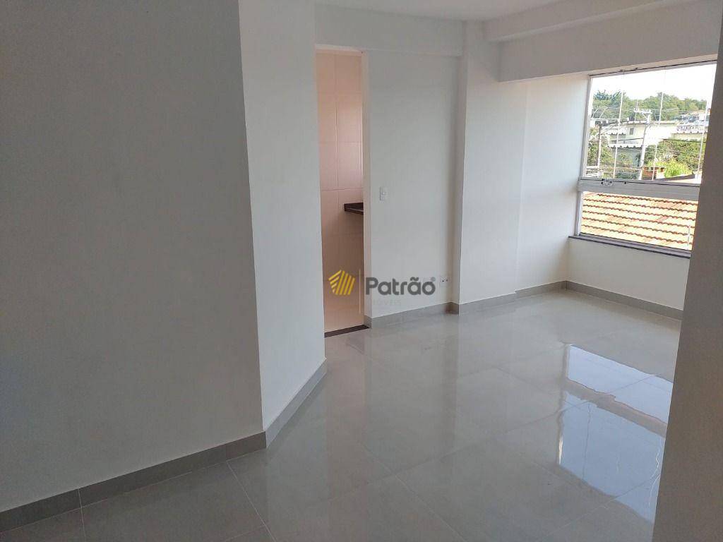 Apartamento à venda com 2 quartos, 58m² - Foto 18