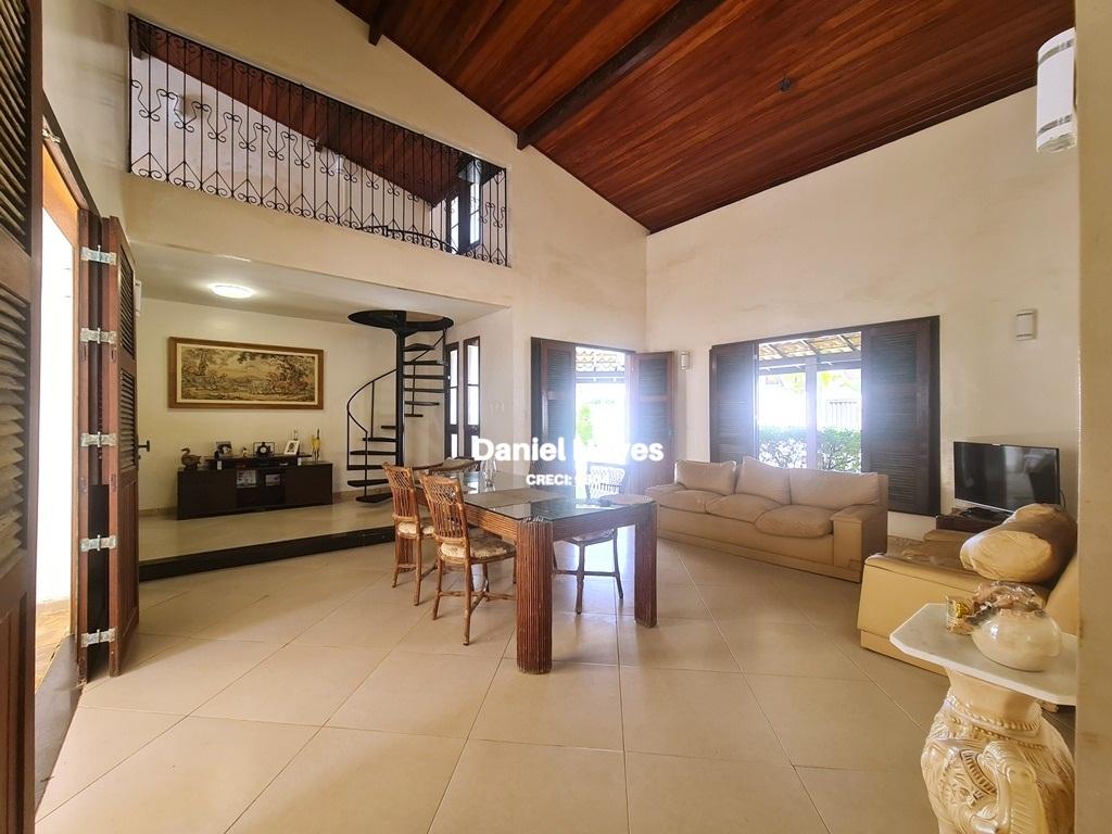 Casa à venda com 4 quartos, 300m² - Foto 15