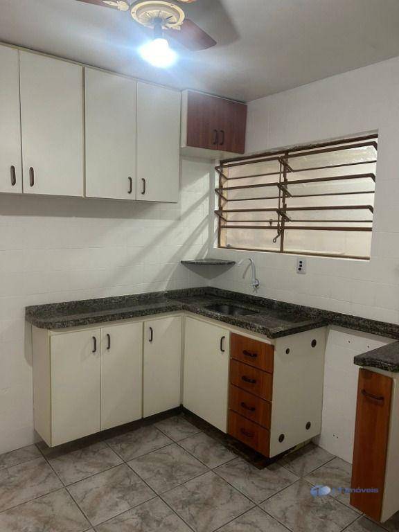 Casa à venda com 3 quartos, 98m² - Foto 13