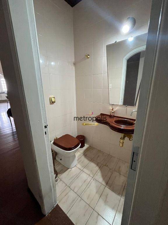 Sobrado à venda com 4 quartos, 350m² - Foto 44