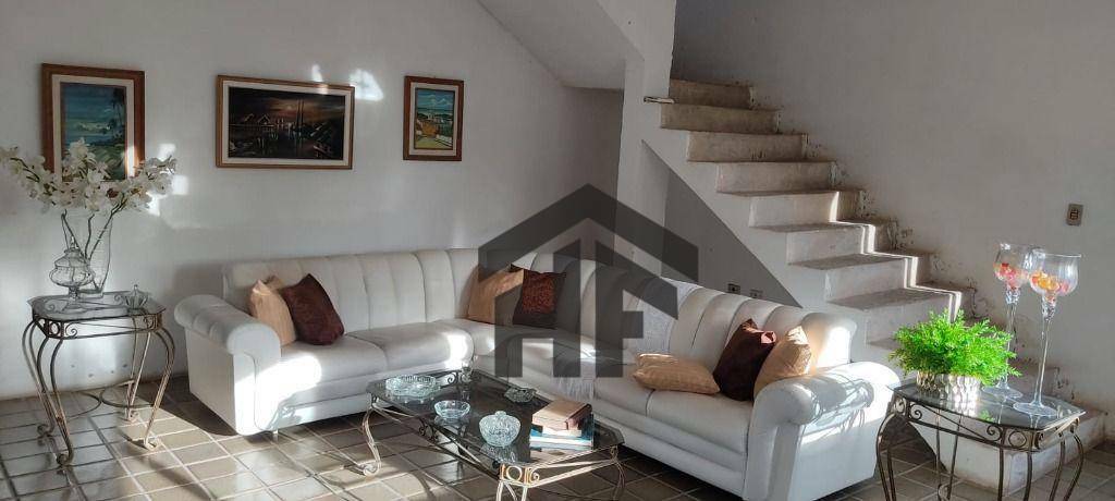 Casa à venda com 4 quartos, 300M2 - Foto 6