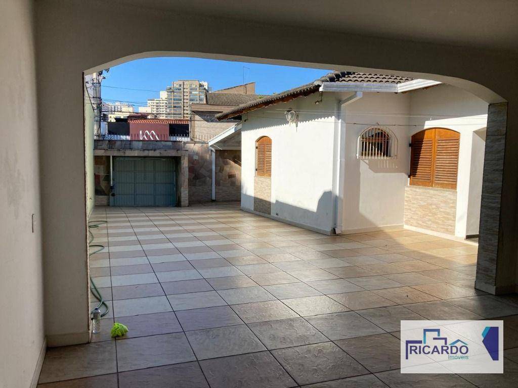 Casa à venda e aluguel com 3 quartos, 298m² - Foto 26