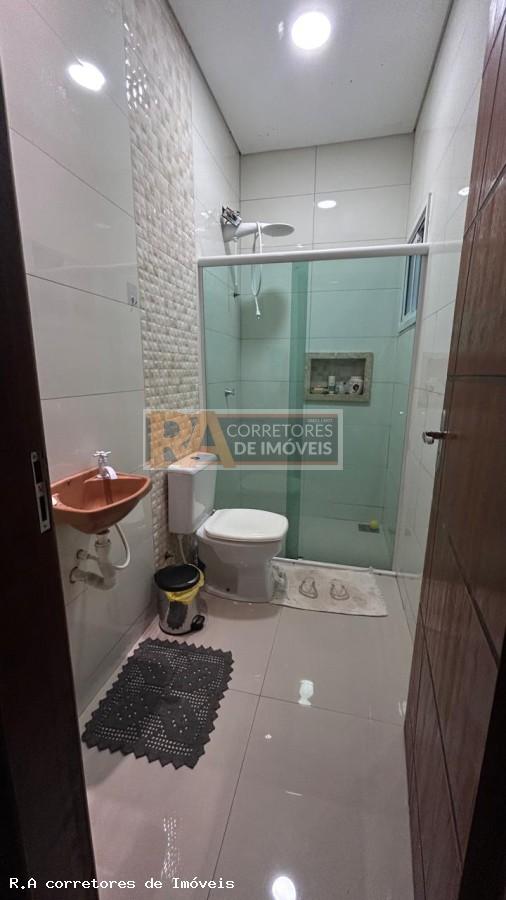 Casa à venda com 3 quartos, 300m² - Foto 14