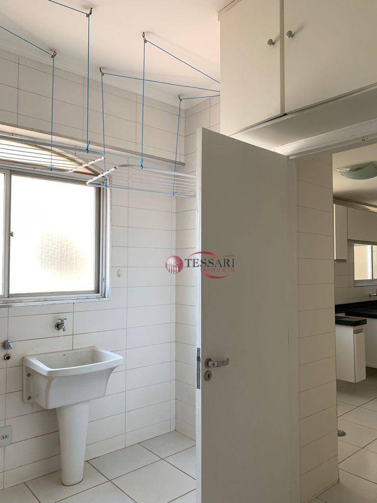 Apartamento à venda com 3 quartos, 185m² - Foto 29