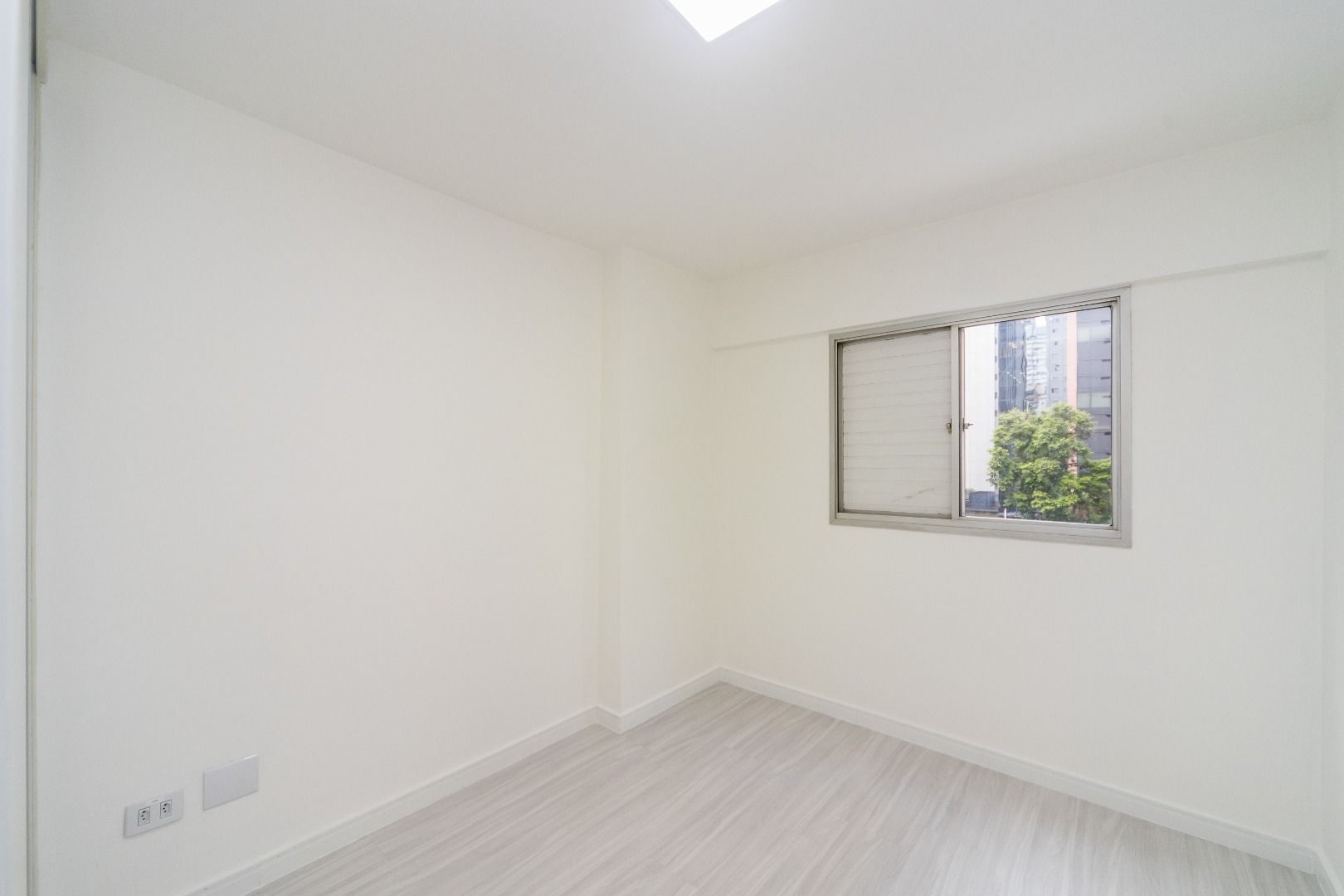 Apartamento à venda com 2 quartos, 61m² - Foto 20