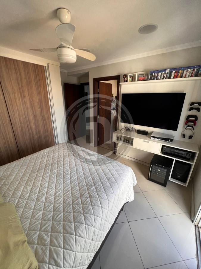 Apartamento à venda com 4 quartos, 205m² - Foto 11