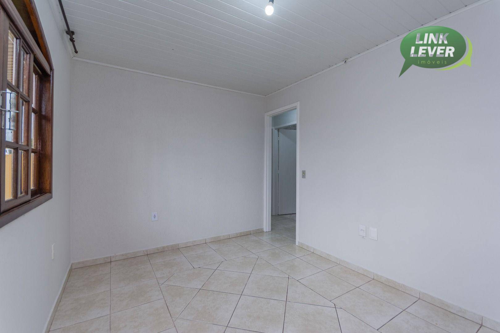 Casa para alugar com 3 quartos, 64m² - Foto 4
