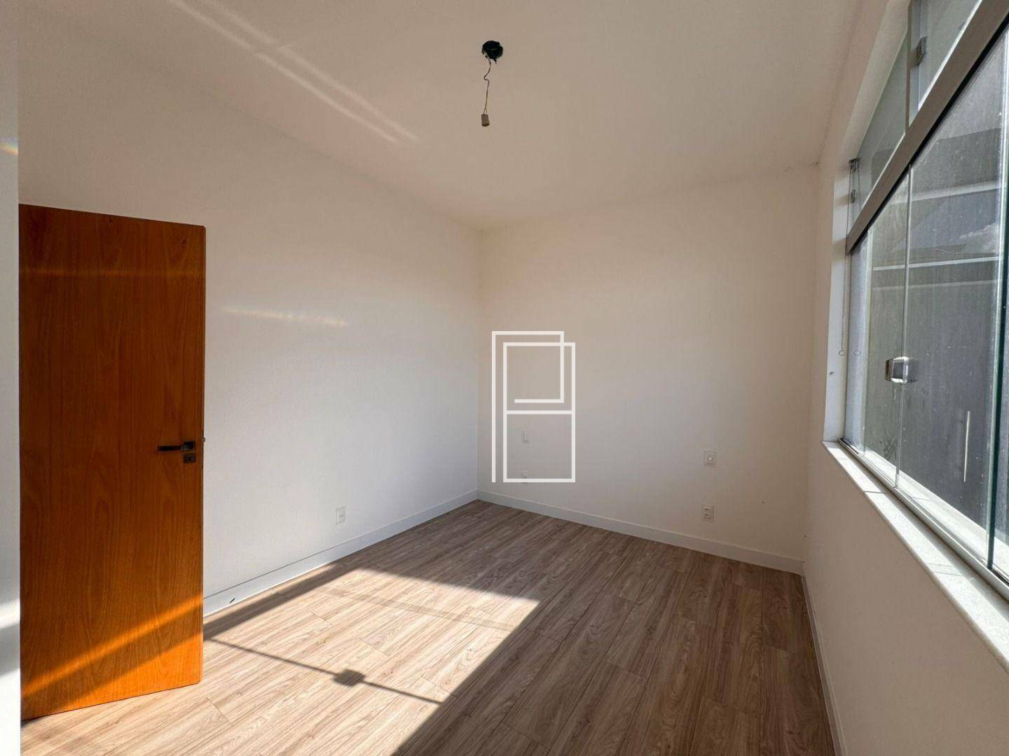 Casa à venda com 3 quartos, 140m² - Foto 9