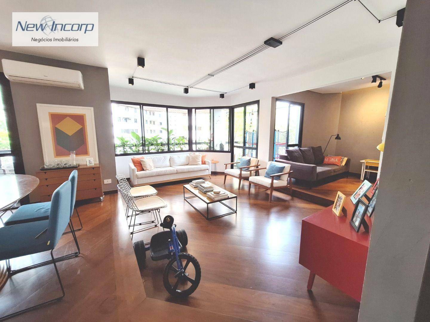 Apartamento à venda com 4 quartos, 138m² - Foto 1