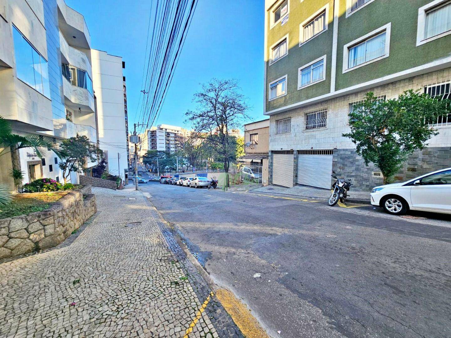 Apartamento à venda com 3 quartos, 130m² - Foto 4