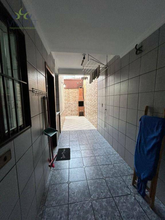 Sobrado à venda com 3 quartos, 136m² - Foto 7