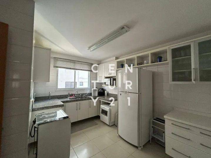 Apartamento à venda com 3 quartos, 130m² - Foto 9