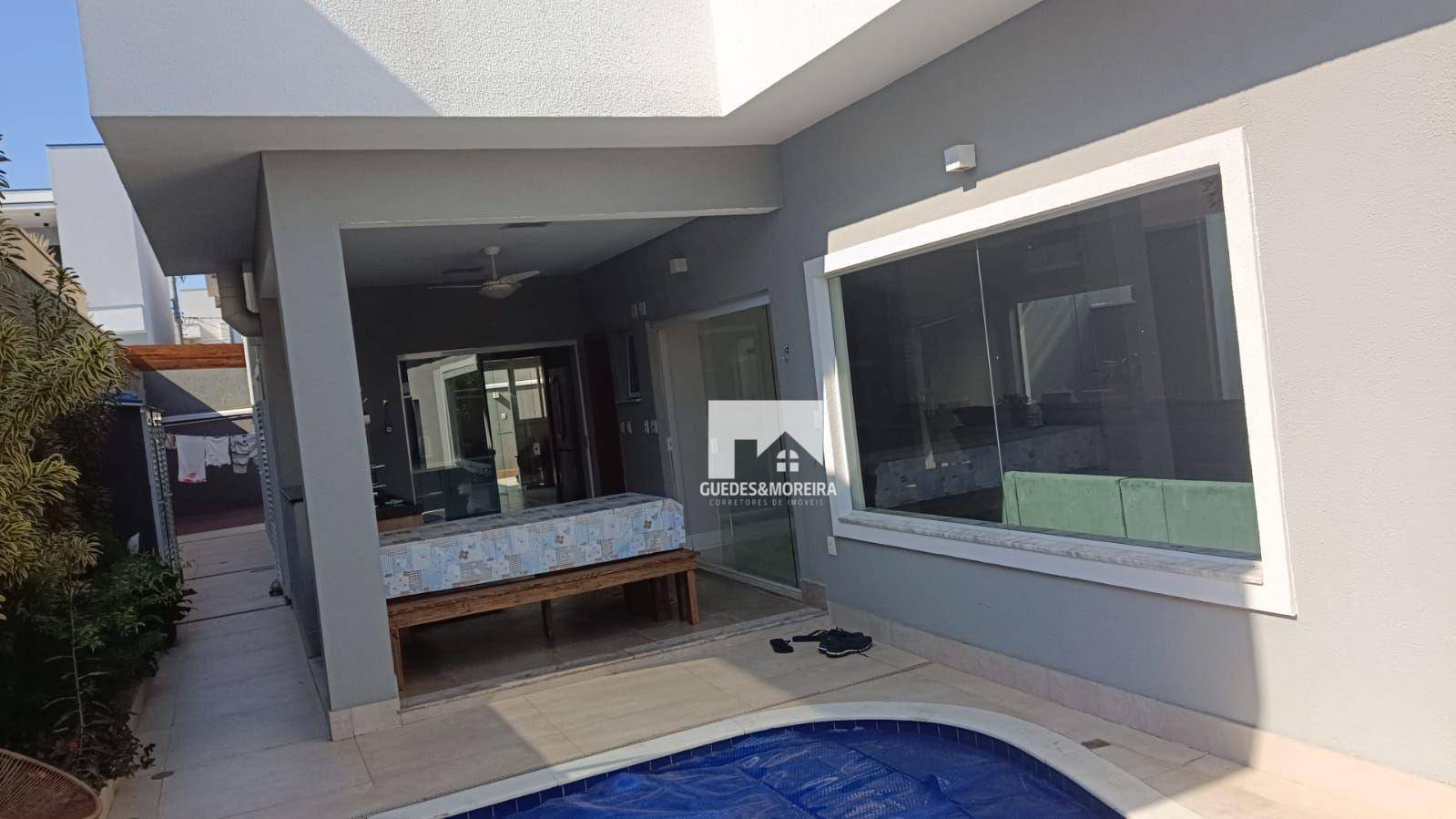 Casa de Condomínio à venda com 4 quartos, 310m² - Foto 2