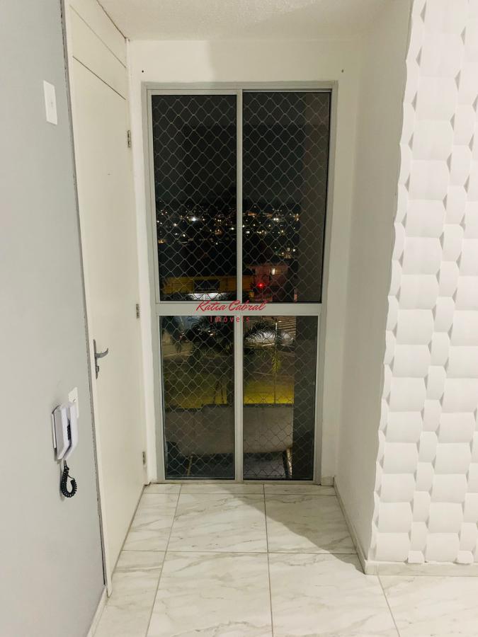 Apartamento à venda com 2 quartos, 47m² - Foto 1