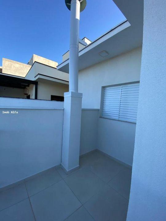 Casa à venda com 3 quartos, 200m² - Foto 22