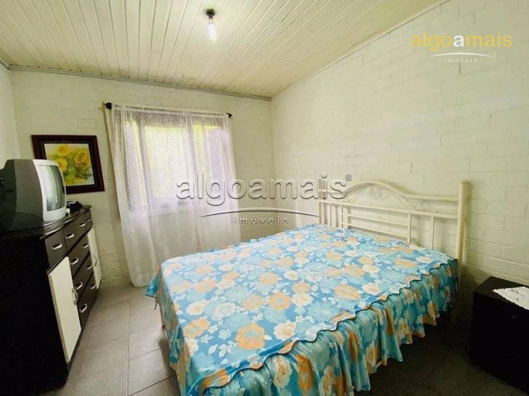 Casa à venda com 3 quartos, 170m² - Foto 11