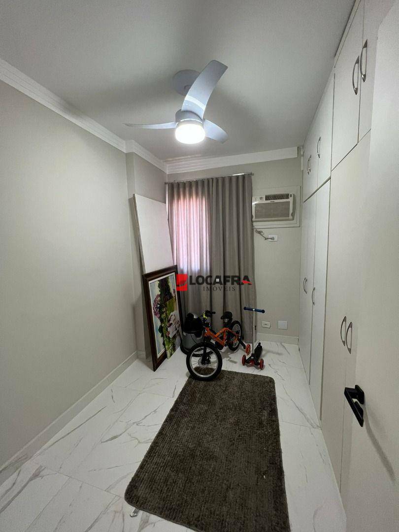 Apartamento à venda com 3 quartos, 90m² - Foto 18