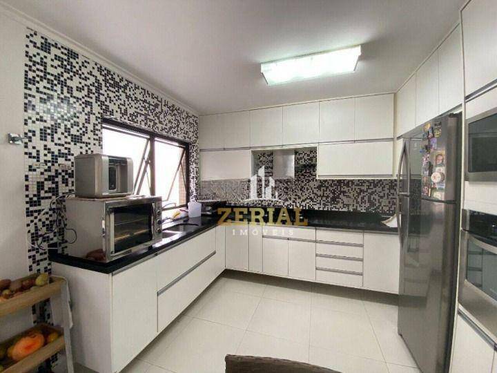 Apartamento à venda com 3 quartos, 145m² - Foto 9