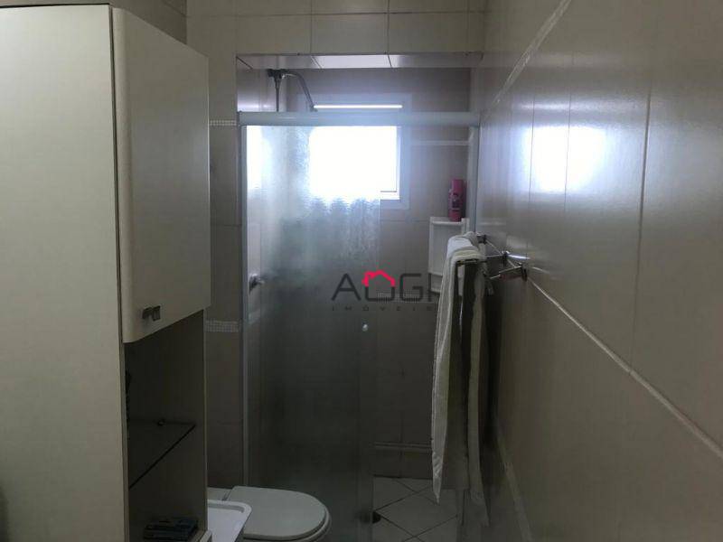 Apartamento à venda com 2 quartos, 82m² - Foto 17