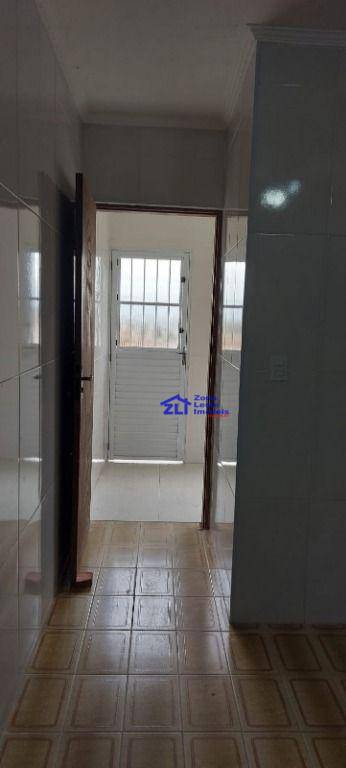 Sobrado à venda com 3 quartos, 200m² - Foto 15