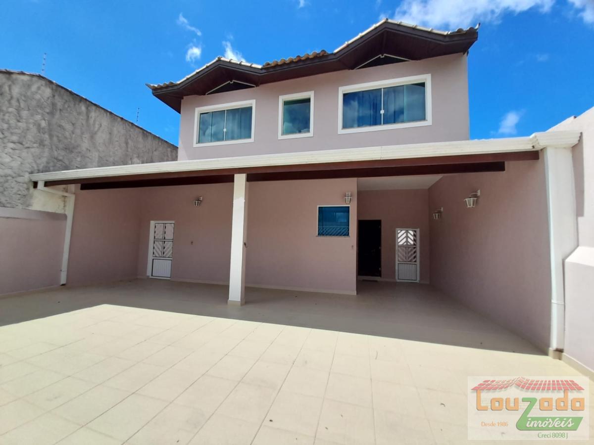 Sobrado à venda com 5 quartos, 215m² - Foto 1