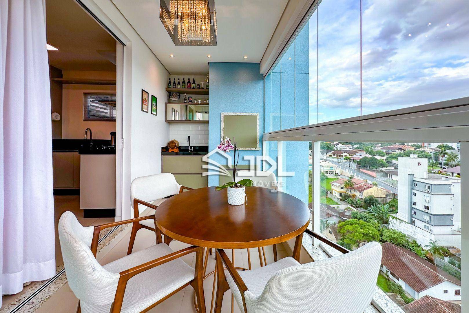 Apartamento à venda com 3 quartos, 114m² - Foto 6