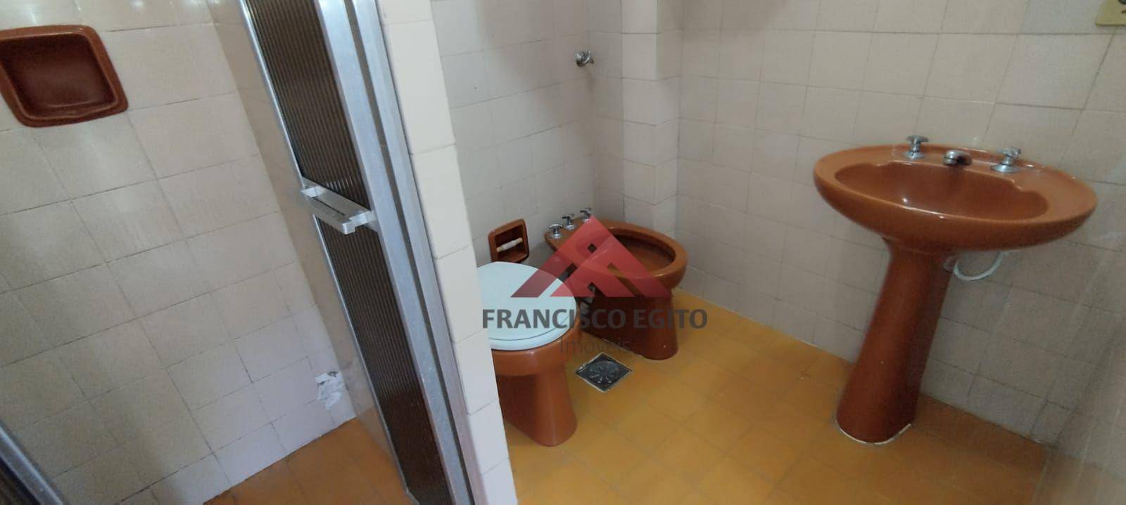 Apartamento à venda com 2 quartos, 70m² - Foto 17