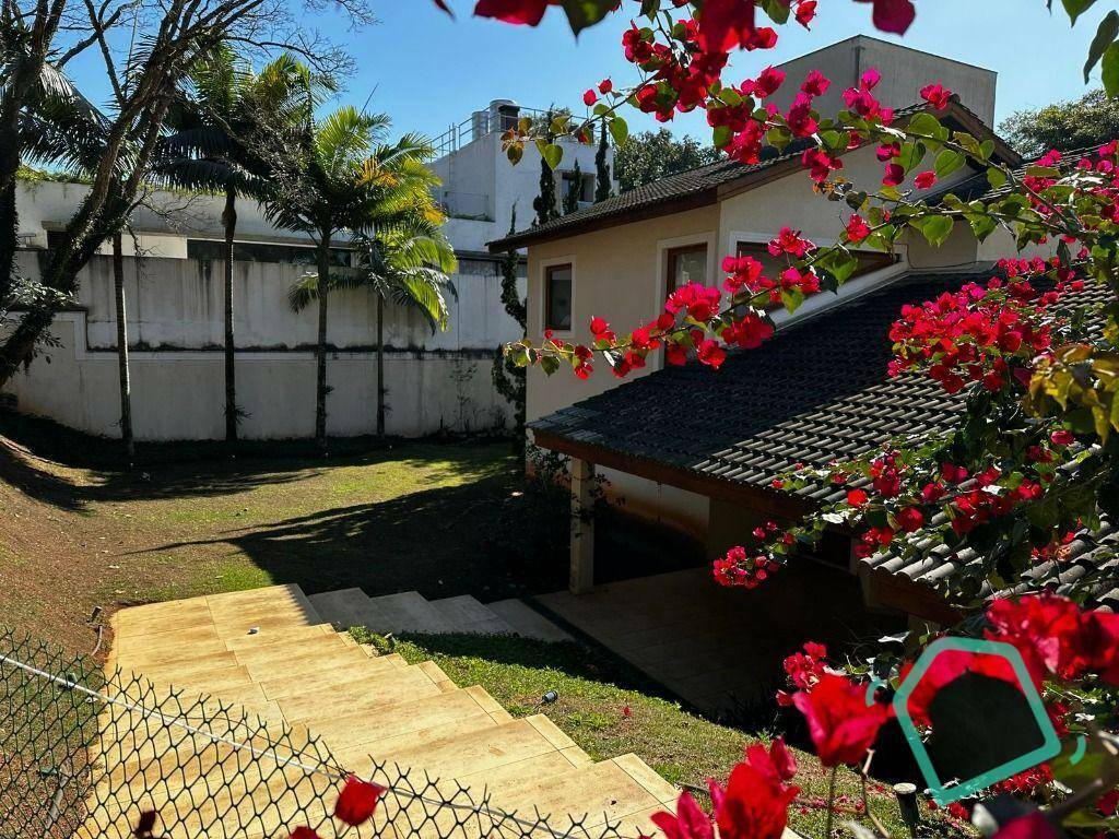 Casa de Condomínio à venda com 4 quartos, 625m² - Foto 3