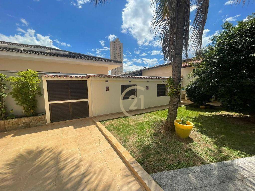 Casa à venda com 4 quartos, 315m² - Foto 7